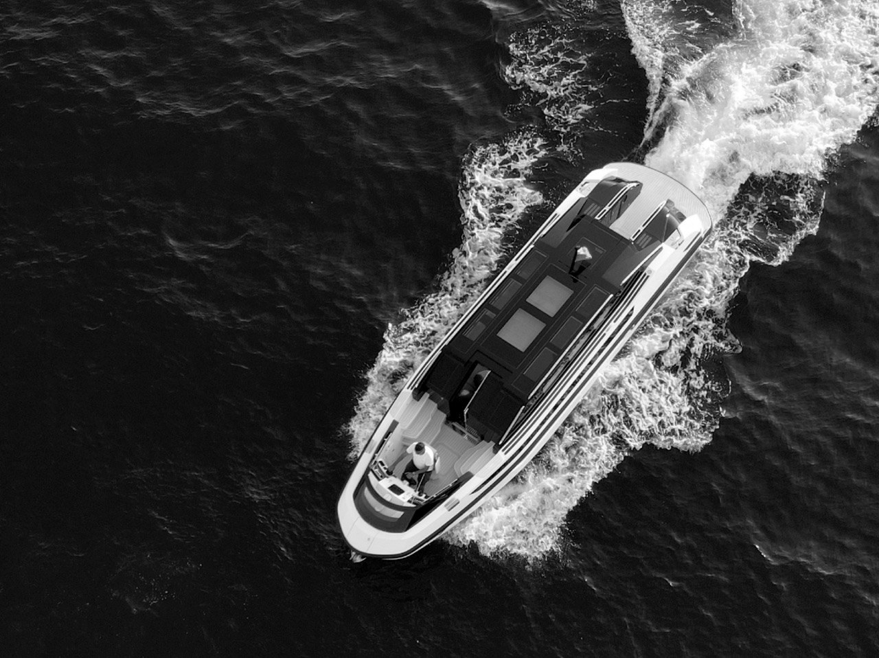 Tender under way, seen from above